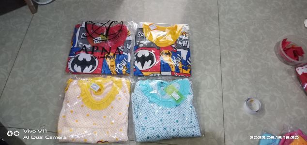 SET BAJU BABY LILY 