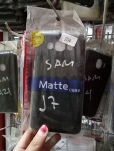 SAMSUNG J7