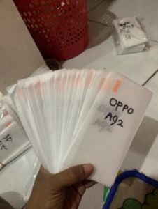 OPPO A92