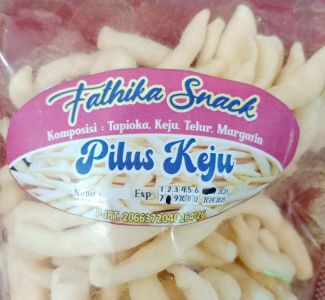 PILUS KEJU FATHIKA SNACK