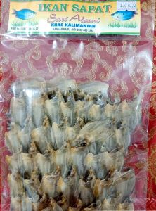 IKAN SAPAT KERING SARI ALAMI (MENTAH)