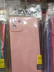 C. P Warna realme C11 2020/2021