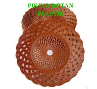 Piring rotan plastik