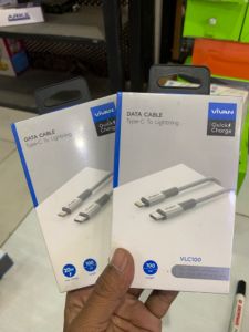 VIVAN DATA CABLE C to Iphone VLC100