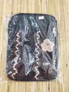 TAS HITAM NAYLA