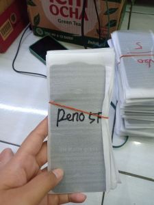 OPPO RENO 5F