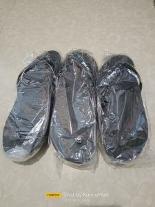 SENDAL HITAM GO NICE