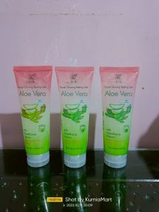 ALOE VERA FACIAL GLOWING GEL