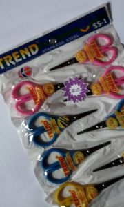 Trend Gunting Kecil