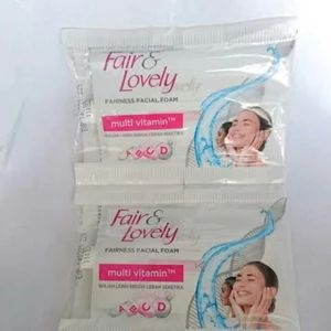 GLOW & LOVELY FACIAL FOAM 8g
