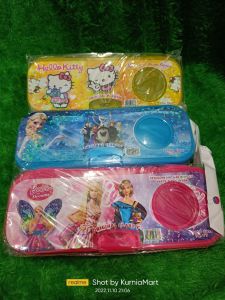 TEMPAT PENSIL KARAKTER