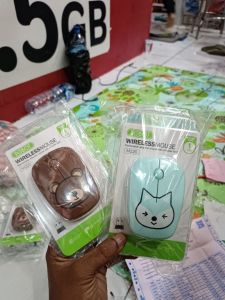 ROBOT MOUSE BLUTUT M220