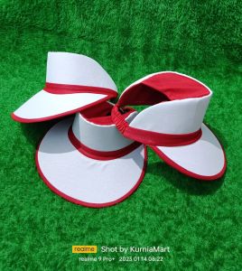 TOPI PANTAI LOBANG