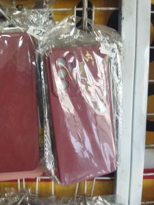 C. P warna vivo V23E 4g