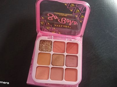 EYESHADOW ANYLADY  9 COLOURS