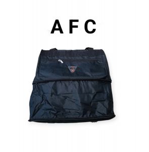 TAS PAKAIAN TINGKAT