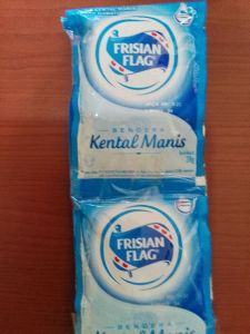 Susu saset bendera