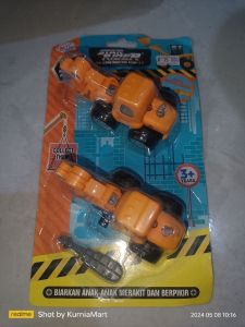 *Mobil konstruksi isi 2
