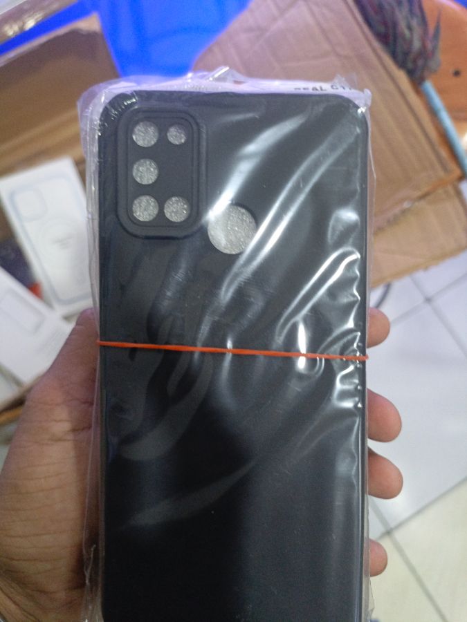 C. K realme C17