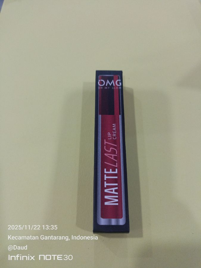 Lip cream OMG 26 extra