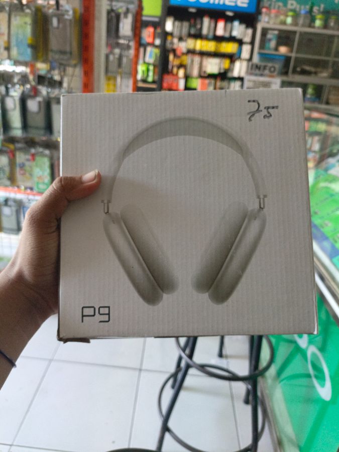 P9