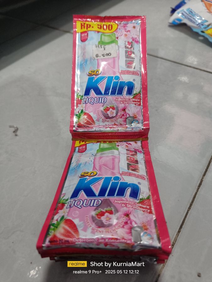 So klin liquid 12 sachet 