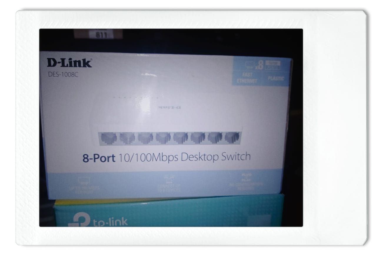 D-Link 8-port desktop switch 