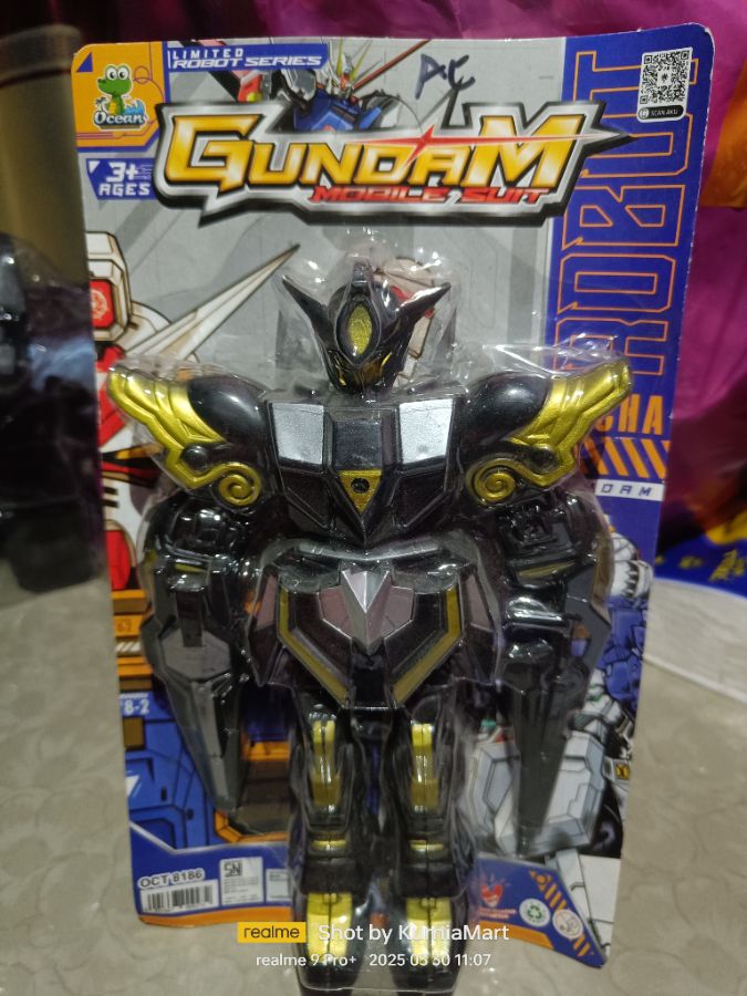 Gundam mobile suit oct8186