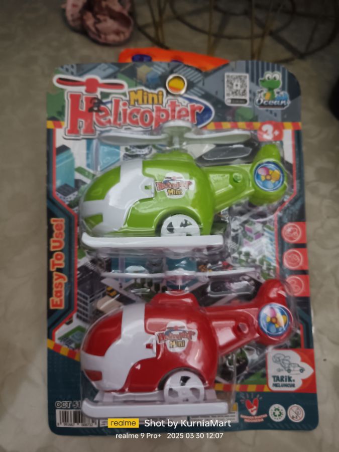Mini helicopter oct5133