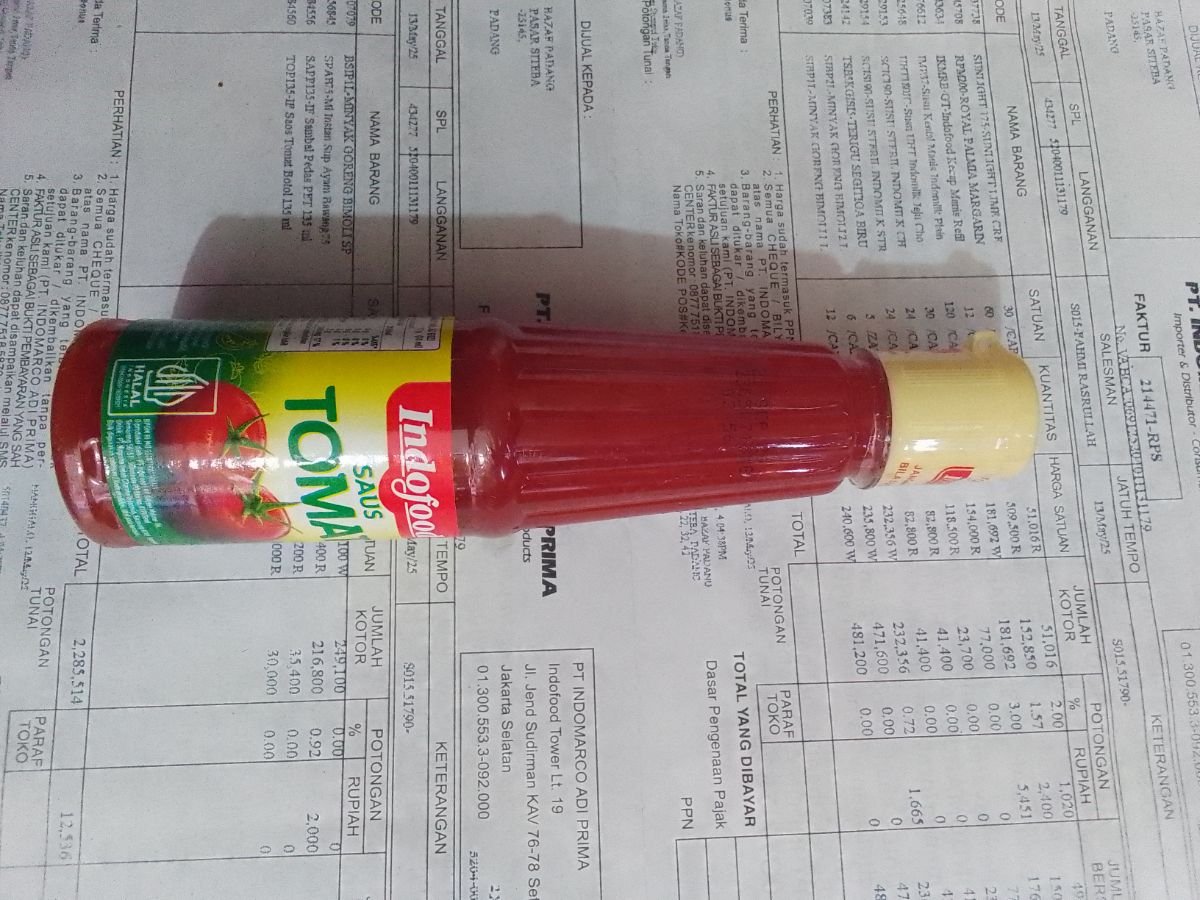 Saus tomat Indofood 135ml