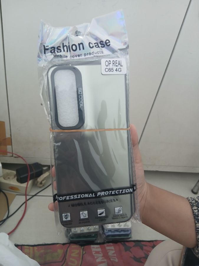 Case Realme C65 4G