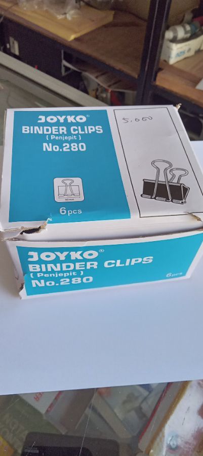 Binder clip 280