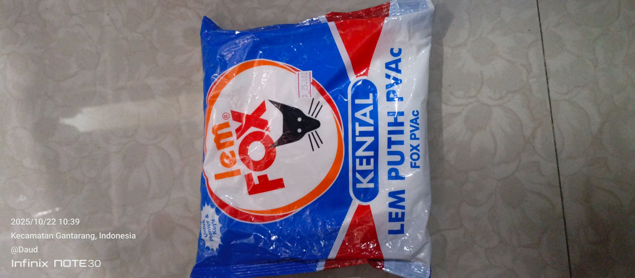 Lem fox biru 600g