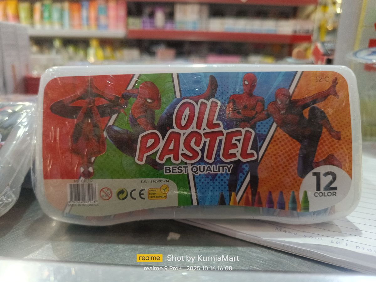 Krayon  karater Hero 12 wrn