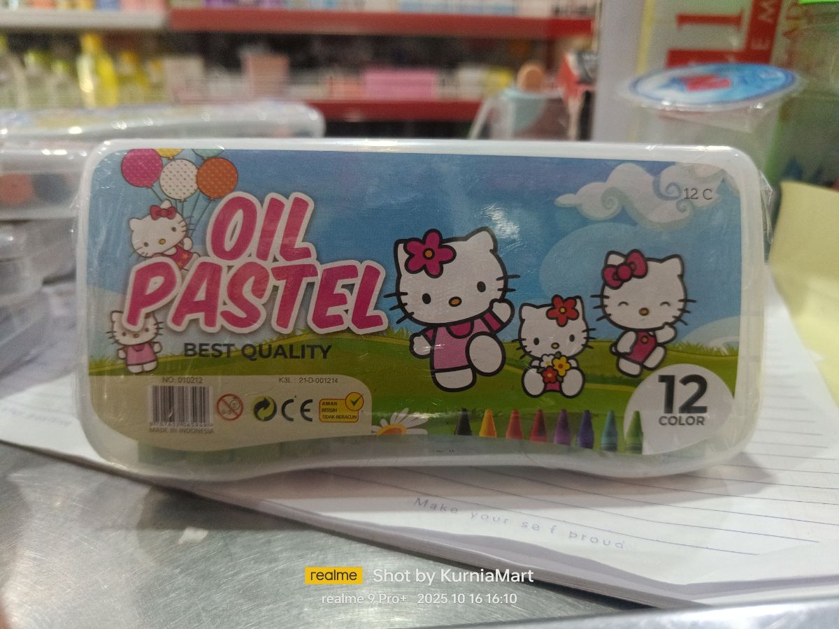 Krayon hello Kitty 12 warna