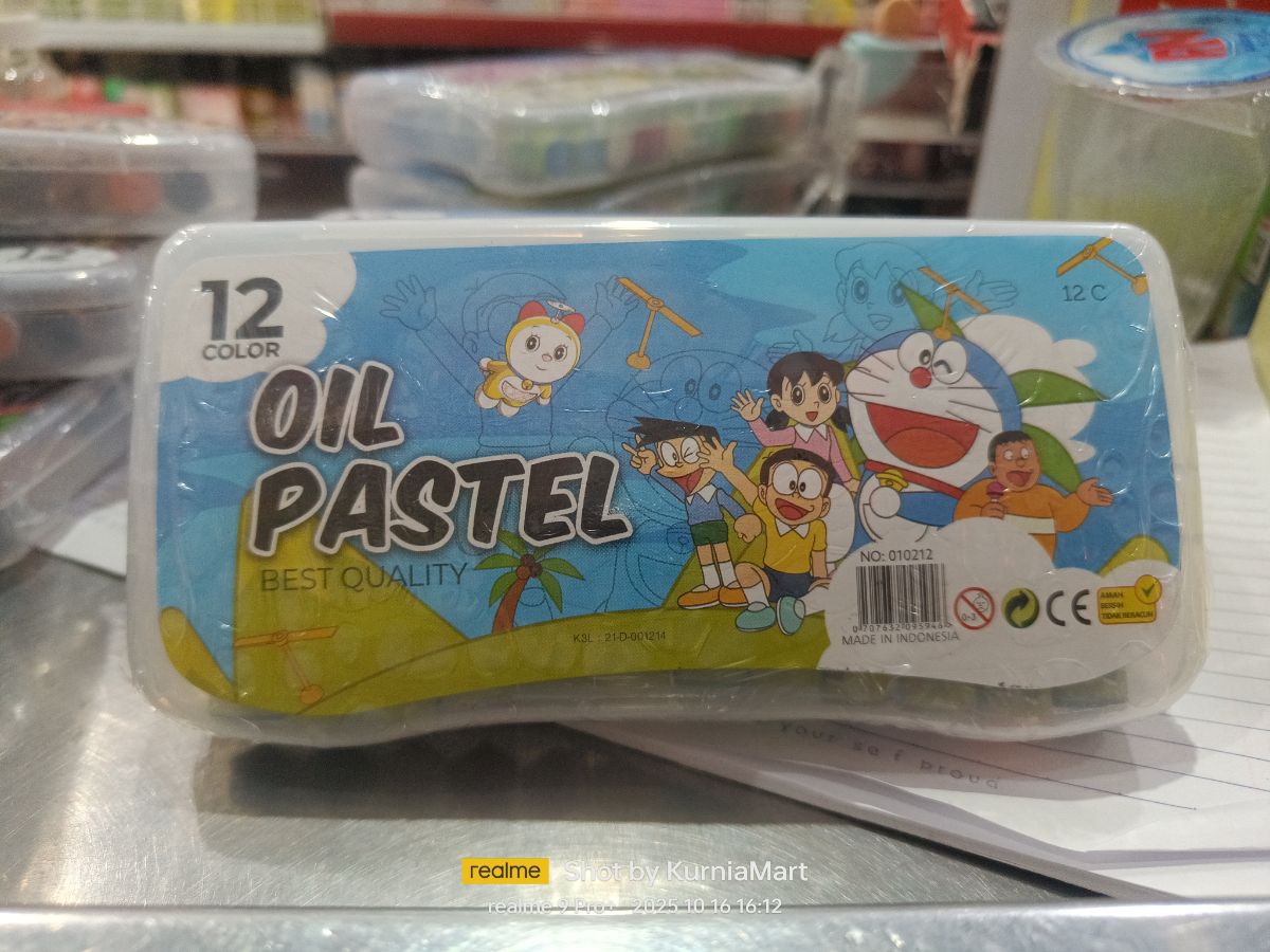 Krayon Doraemon 12 warna
