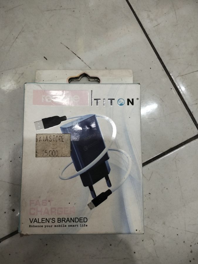 realme titon 
