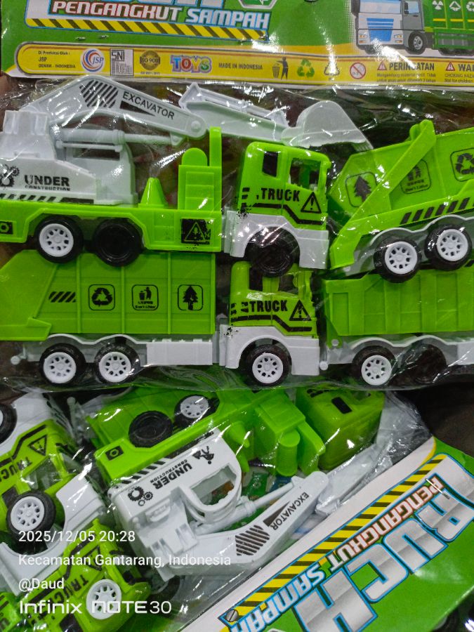mobil truk sampah