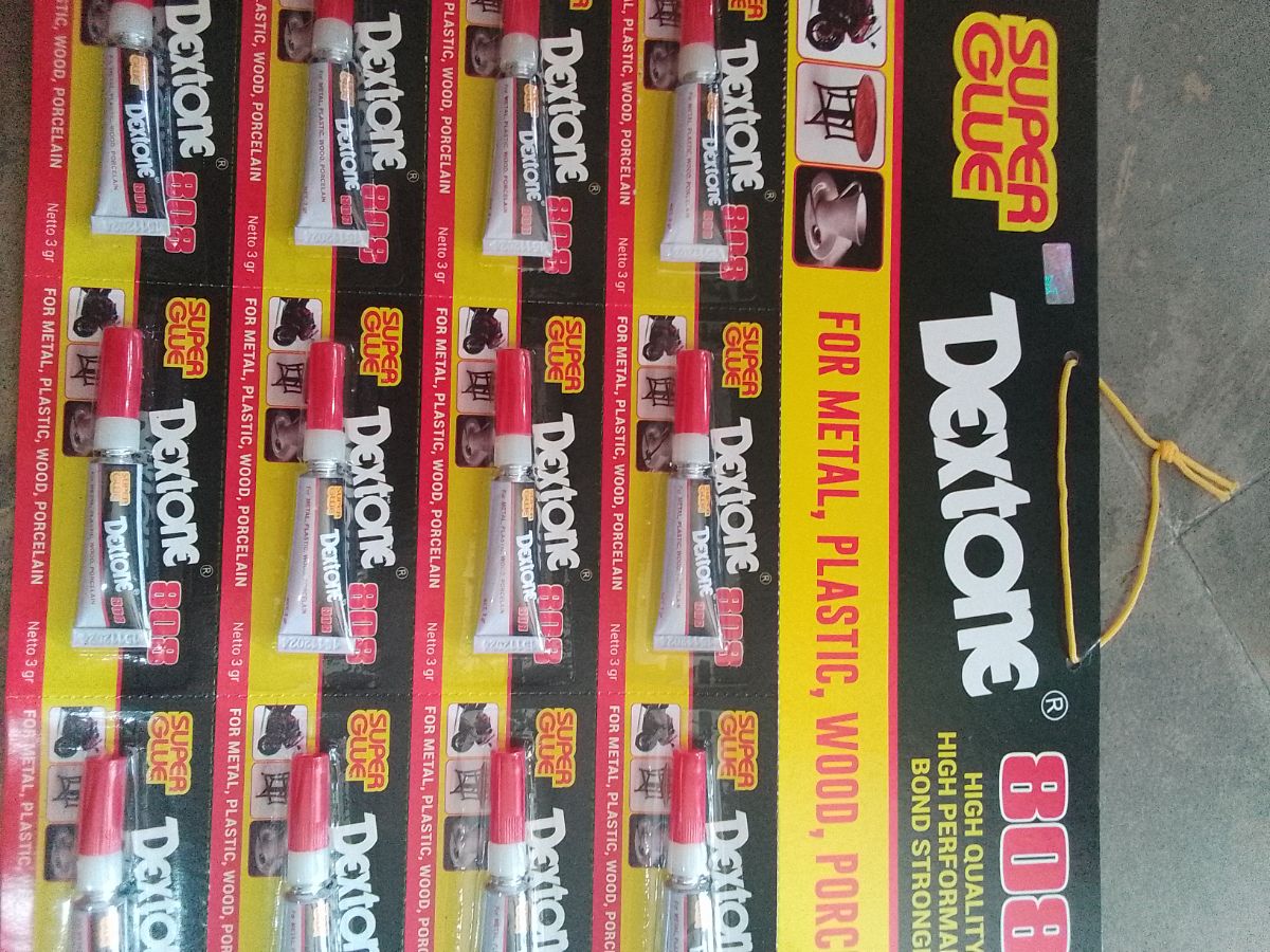 Lem super dextone 3g