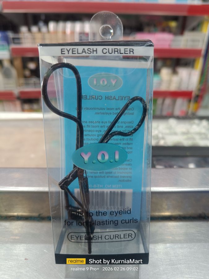 Pelentik bulu mata YOI