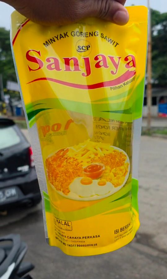 Minyak sanjaya 1 liter pouch 