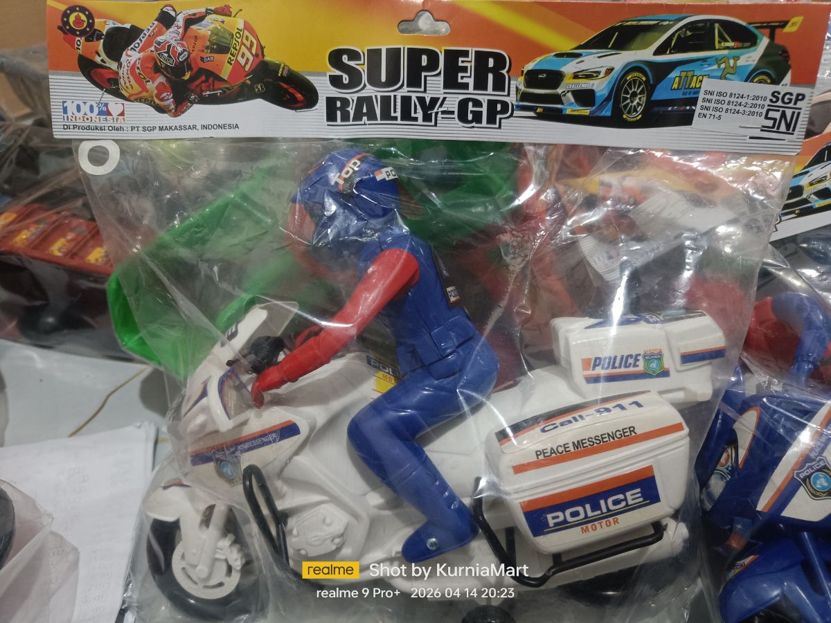 Motor police besar en715