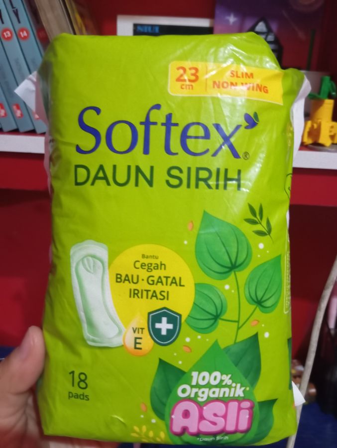 Softex Pembalut 23cm 18pcs