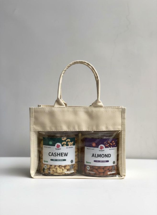 OLEH OLEH (ALMOND, CASHEW)