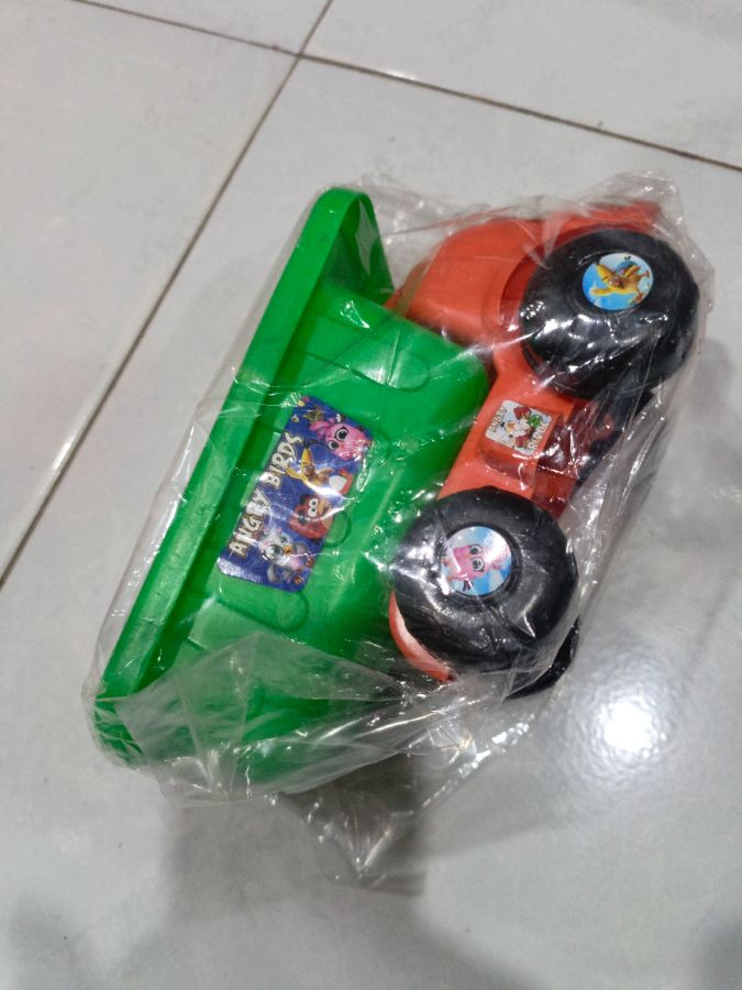 Mobil tongkang kecil sgp 8811-8813