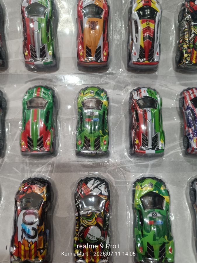 Mobil tarik racing