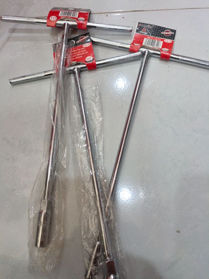 Kunci T stainless