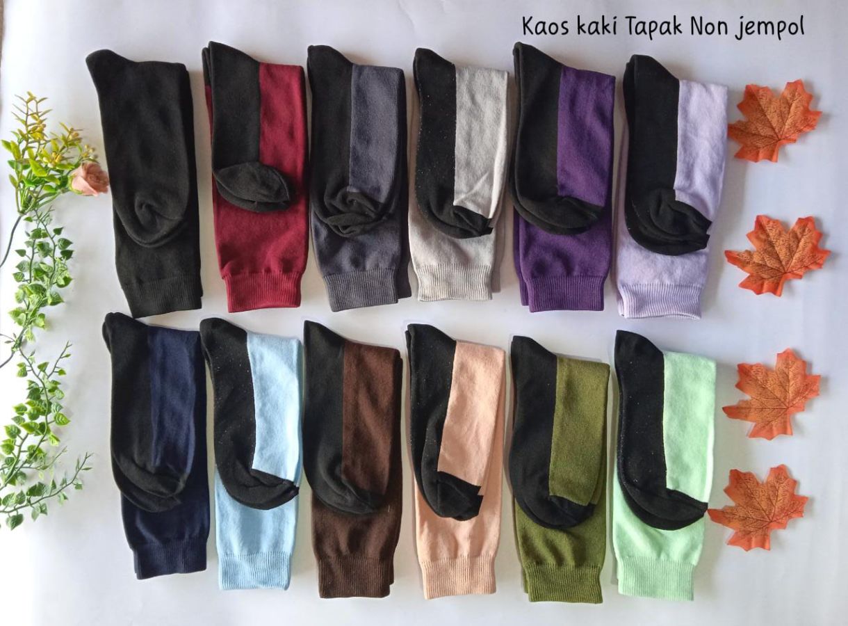 Kaos kaki non jempol