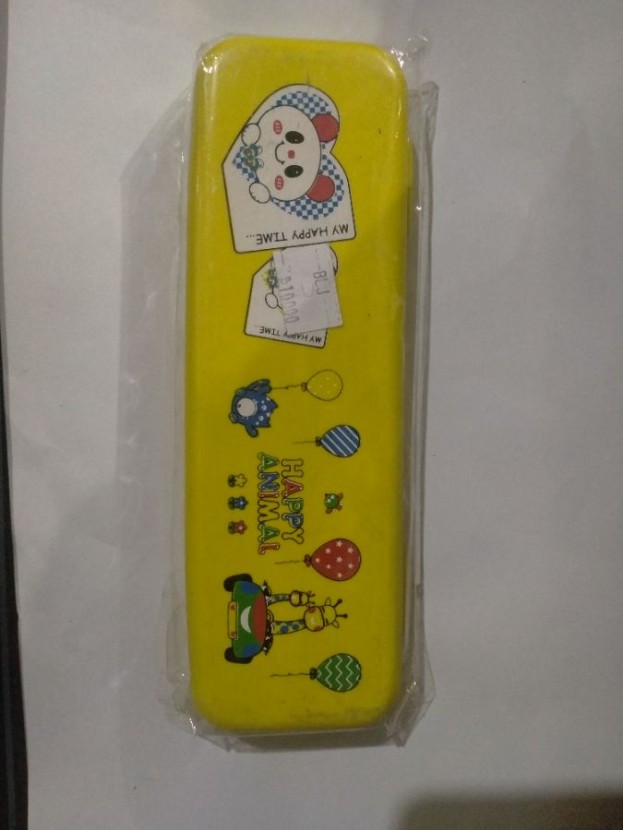 TEMPAT PENSIL TINGKAT