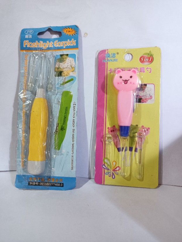 Pembersih kuping LED